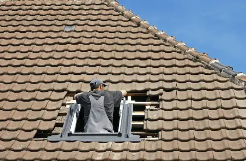 Pose de velux - La Valla-en-Gier